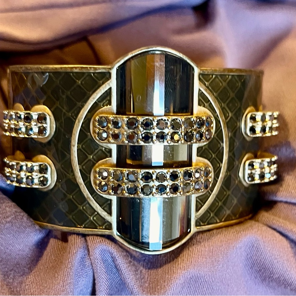Elegant Brown and Gold Women's Cuff Bracelet